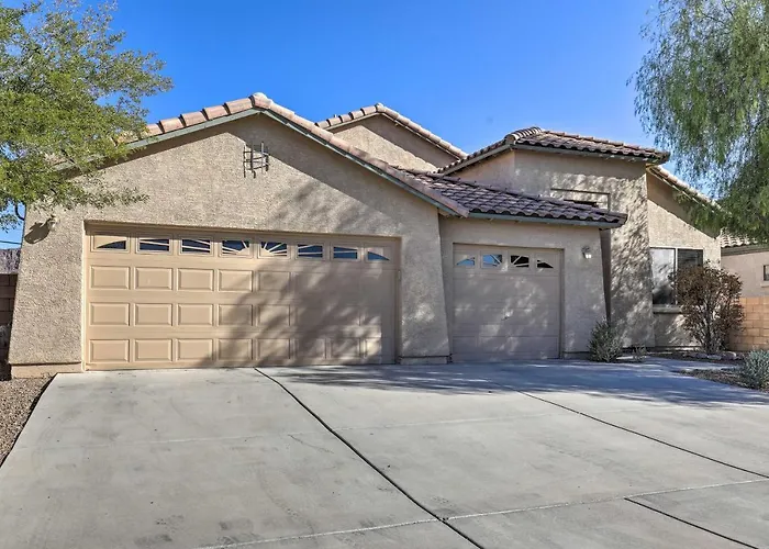 Pet-friendly W/ Patio & Mountain Views Holiday home *